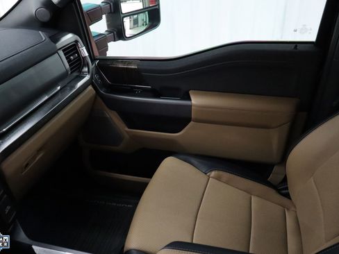 Certified 2023 Ford F250 Lariat w/ Sport Appearance Package image 24