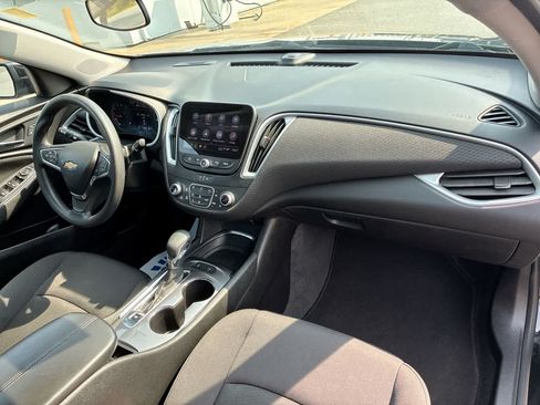 Used 2024 Chevrolet Malibu LT FWD image 28