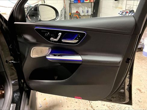 Used 2023 Mercedes-Benz GLC 300 4MATIC w/ AMG Line image 23