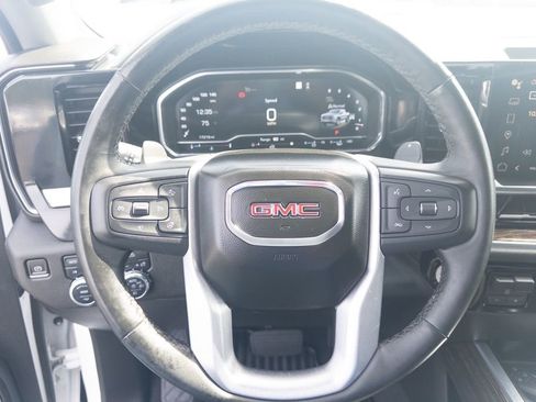 Used 2023 GMC Sierra 1500 Elevation image 19