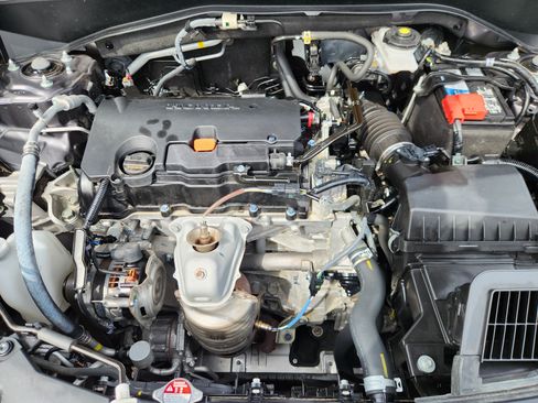 Used 2024 Honda HR-V LX image 17