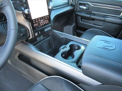 Certified 2026 RAM 3500 Laramie AWD/4WD image 16