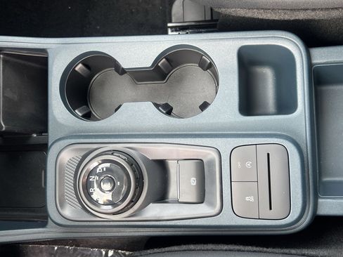 New 2025 Ford Maverick XL w/ Equipment Group 102A image 22