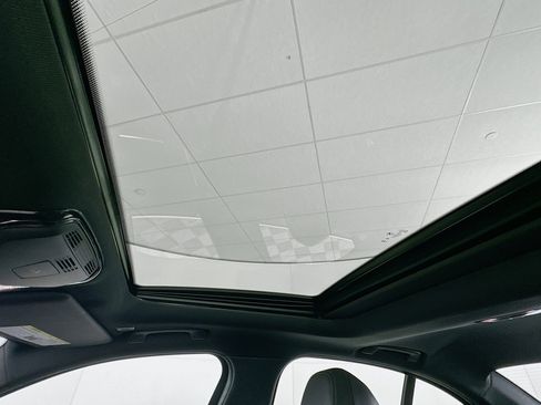 Used 2025 BMW 330i Sedan RWD image 27