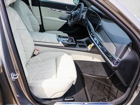 New 2026 BMW 760i xDrive w/ Executive Package AWD/4WD image 24
