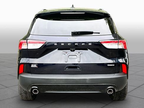 Used 2021 Ford Escape SE w/ SE Sport Appearance Package AWD/4WD image 5