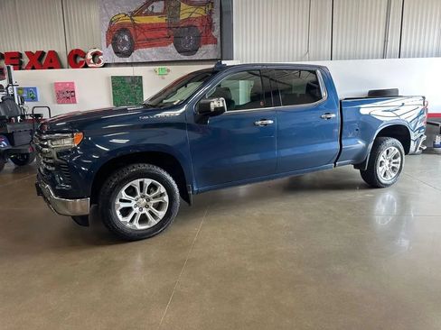 Used 2022 Chevrolet Silverado 1500 LTZ w/ Max Trailering Package AWD/4WD image 30