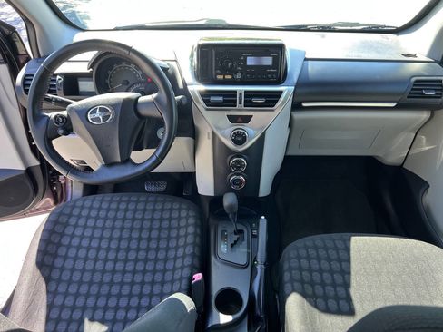 Used 2013 Scion iQ image 14