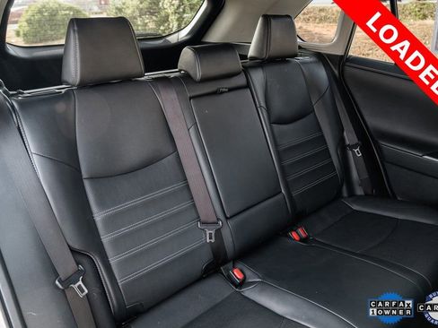 Used 2023 Toyota RAV4 Limited image 30