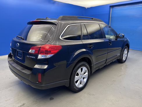 Used 2012 Subaru Outback 2.5i Limited w/ Moonroof Pkg image 7
