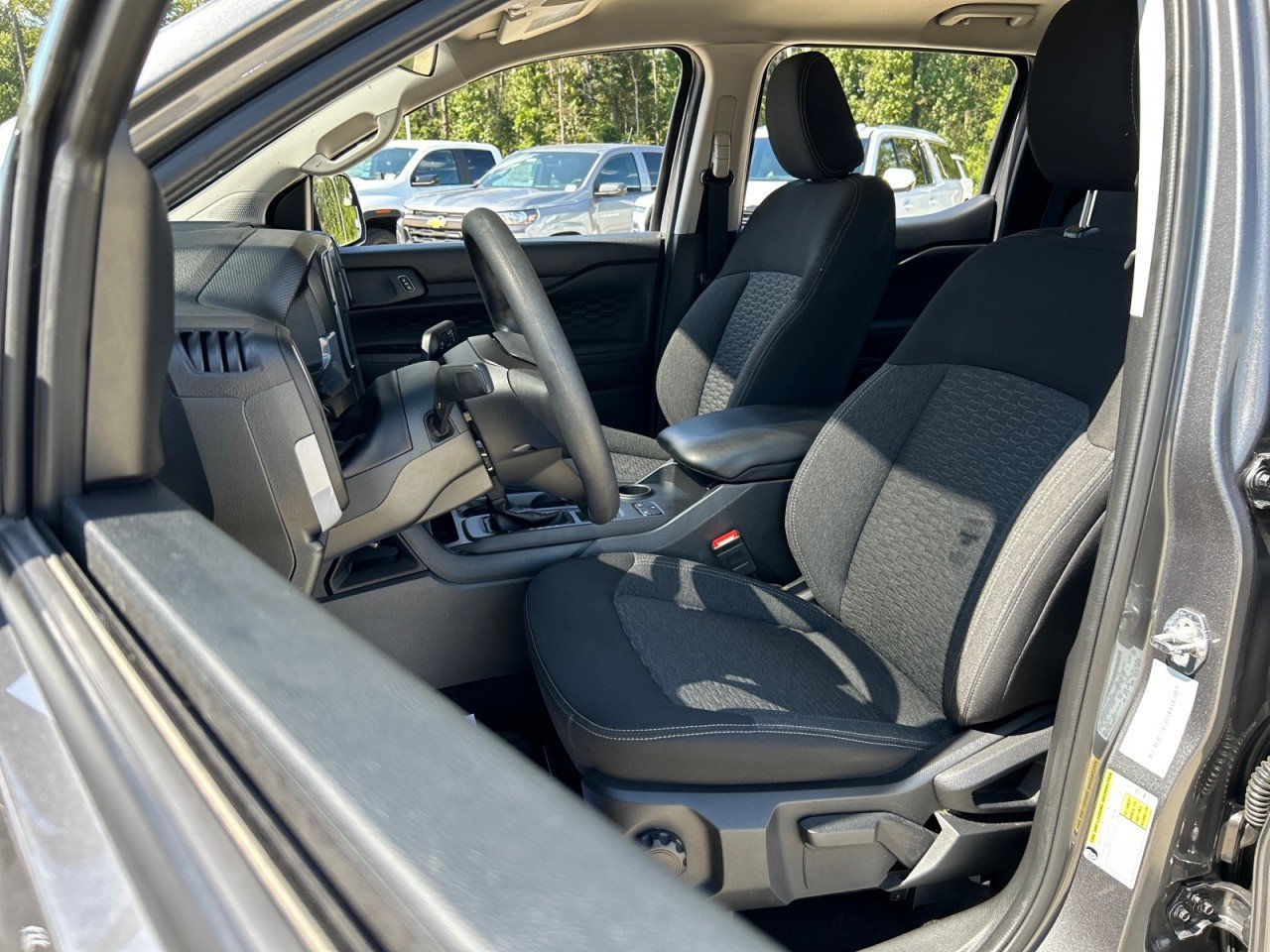 Used 2025 Ford Ranger XL RWD image 18