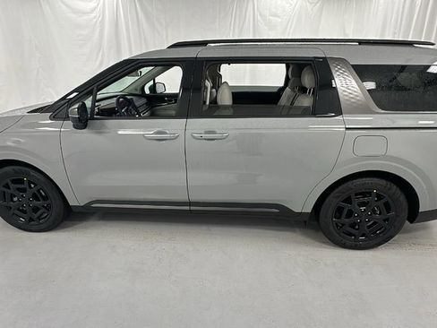 New 2026 Kia Carnival SX w/ SX Dark Edition Package FWD image 6