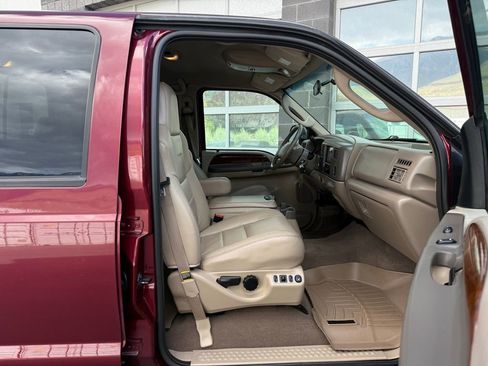 Used 2004 Ford F350 Lariat AWD/4WD image 43