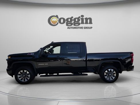 New 2026 Chevrolet Silverado 2500 Custom w/ Custom Value Package image 2