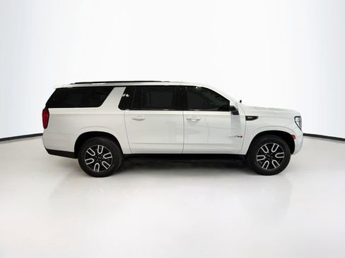Used 2024 GMC Yukon XL AT4 w/ Max Trailering Package image 8