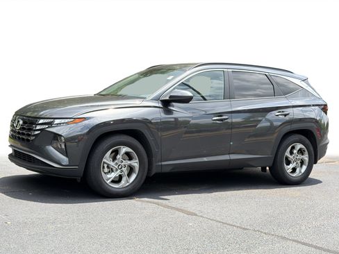 Used 2024 Hyundai Tucson SEL FWD image 19