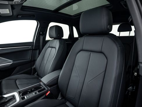 New 2025 Audi Q3 2.0T Premium image 15