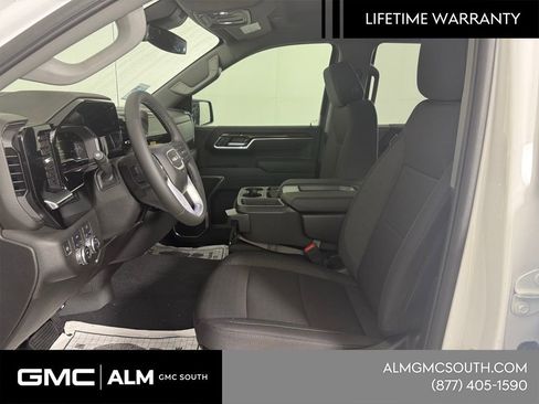 New 2025 GMC Sierra 1500 Elevation AWD/4WD image 9