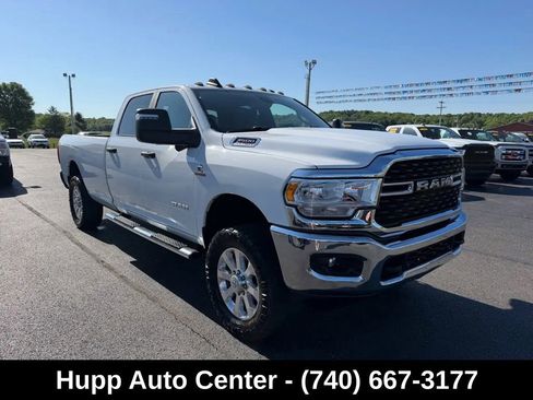 Used 2023 RAM 3500 Big Horn w/ Level 1 Equipment Group AWD/4WD image 2