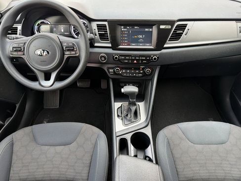 Used 2019 Kia Niro LX FWD image 12