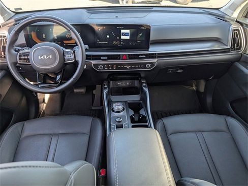 Used 2025 Kia Sorento EX image 21