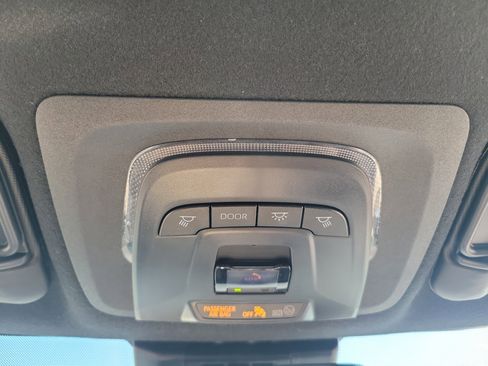 Used 2024 Toyota Corolla SE image 22