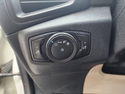 Used 2018 Ford EcoSport S image 21