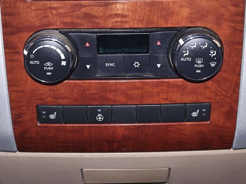 Used 2010 Dodge Ram 2500 Truck Laramie image 30