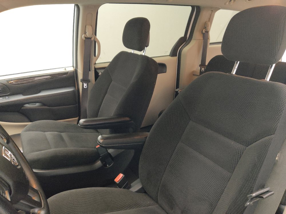 Used 2017 Dodge Grand Caravan SE w/ Power Window Group FWD image 17