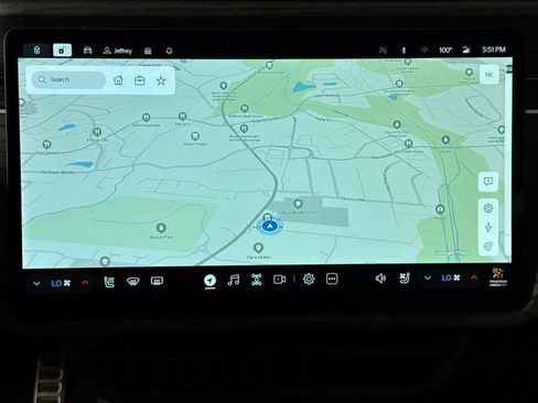 Used 2024 Rivian R1S Adventure AWD/4WD image 12