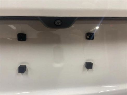 Certified 2024 Jeep Grand Cherokee Altitude image 15