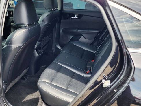 Used 2021 Kia Forte EX FWD image 11