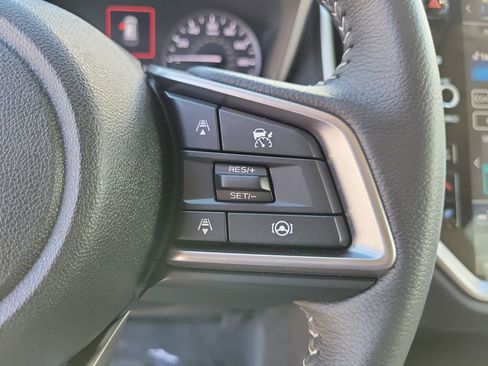 Used 2025 Subaru Ascent Premium image 25