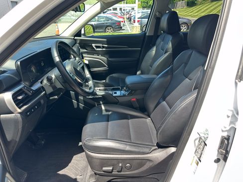 Used 2023 Kia Telluride S w/ S Sunroof Package FWD image 15
