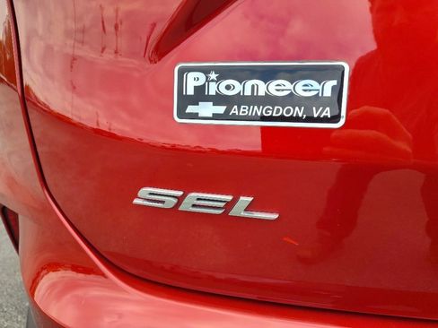 Used 2023 Ford Edge SEL w/ Sport Appearance Package image 13