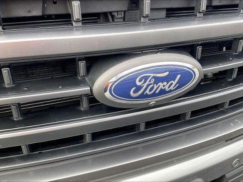 Certified 2022 Ford F150 Lariat w/ Equipment Group 502A High image 27