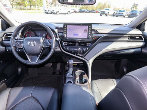 Used 2023 Toyota Camry XSE w/ Cold Weather Package image 16