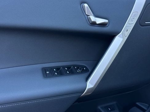 Used 2025 BMW iX xDrive50 image 12