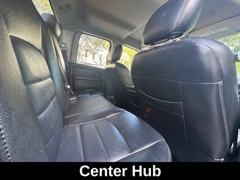 Used 2018 RAM 1500 Express RWD image 27