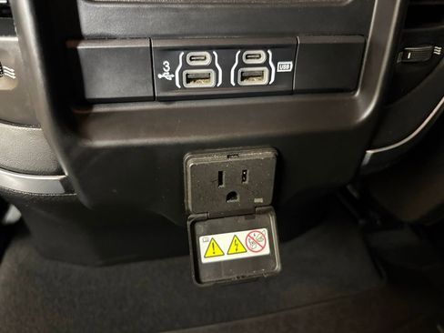 Used 2019 RAM 1500 Big Horn image 37