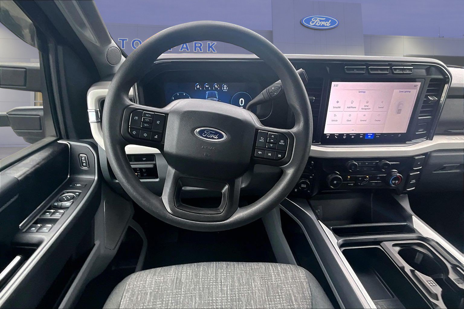 Used 2024 Ford F350 XLT w/ XLT Premium Package AWD/4WD image 9