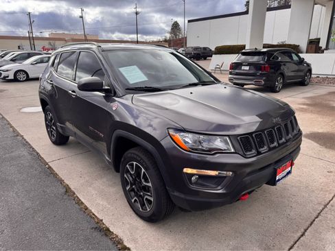 Used 2021 Jeep Compass Trailhawk image 7