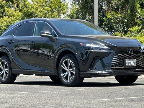 Certified 2023 Lexus RX 350h w/ Cold Area Package AWD/4WD image 6