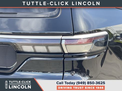 Used 2026 Jeep Grand Wagoneer 2WD w/ Premium Group I image 9