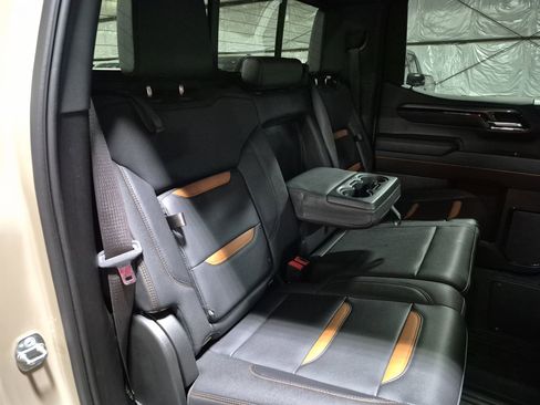 Certified 2023 GMC Sierra 1500 AT4 w/ Technology Package image 29