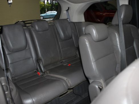 Used 2014 Honda Odyssey EX-L image 36