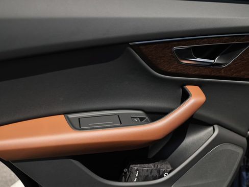 New 2026 Audi Q8 Premium AWD/4WD image 22