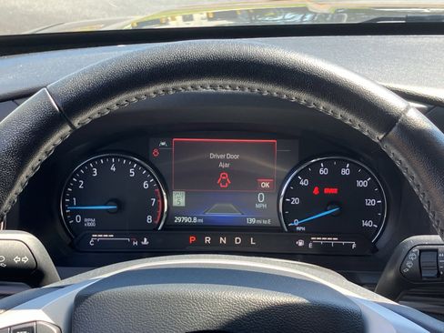 Used 2023 Ford Explorer Limited w/ Limited Technology Package RWD image 23