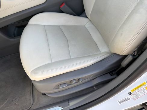 Used 2021 Cadillac XT5 Premium Luxury FWD image 21