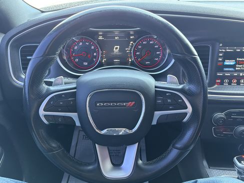 Used 2018 Dodge Charger SXT Plus RWD image 17